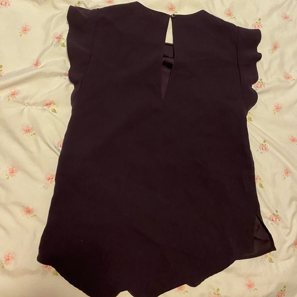 Babaton Classy Blouse - Picture 2 of 4